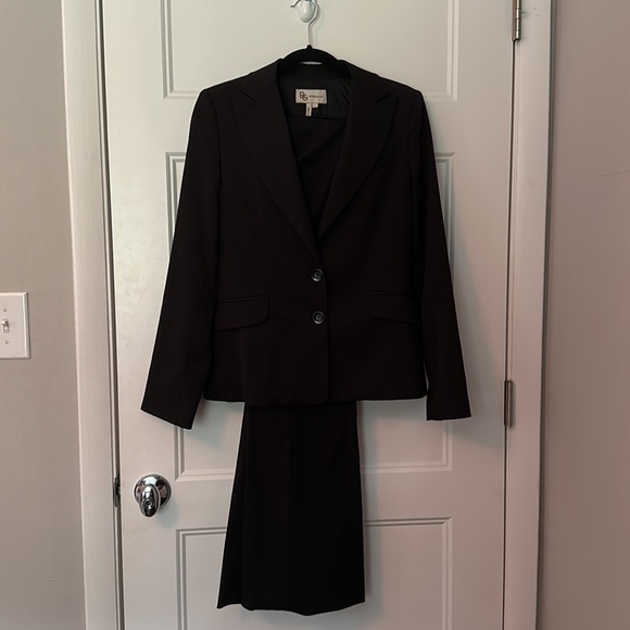 BCBG GENERATION SUIT - Picture 1 of 5